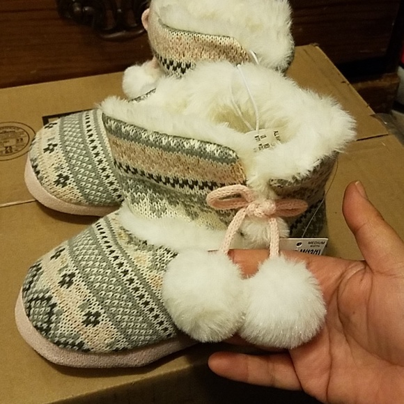 Bootie Slippers - Picture 6 of 6